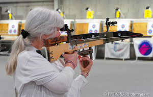 Isabelle en Arbalète Field 18m D1